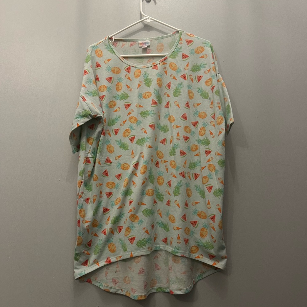 EUC Lularoe Irma Tunic. Women’s Small.